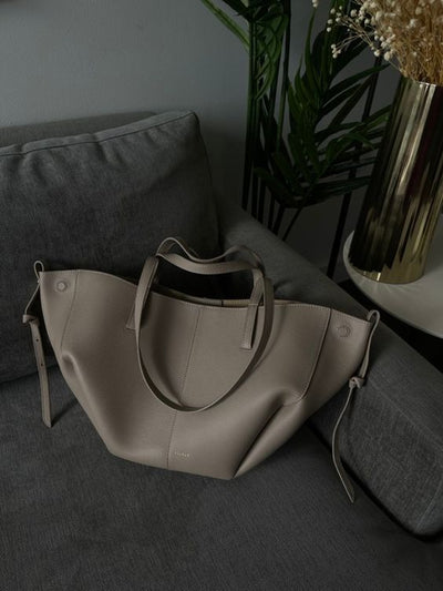 Pernilla – Elegant Tote Bag with Gathered Sides