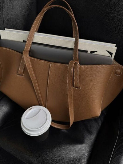 Pernilla – Elegant Tote Bag with Gathered Sides