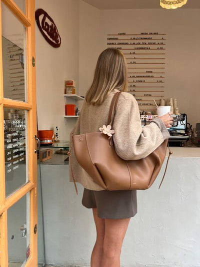 Pernilla – Elegant Tote Bag with Gathered Sides